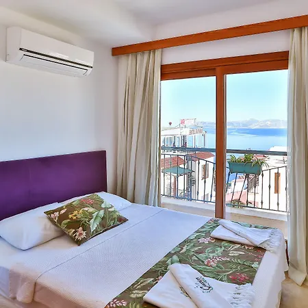 Kaş, Merkezde, Denize Yakın, Balkonlu, Konforlu Daireler Apart Otel Kaş