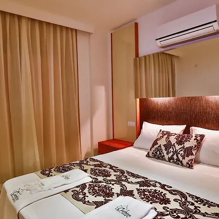 Apart Otel Kaş, Merkezde, Denize Yakın, Balkonlu, Konforlu Daireler Kaş